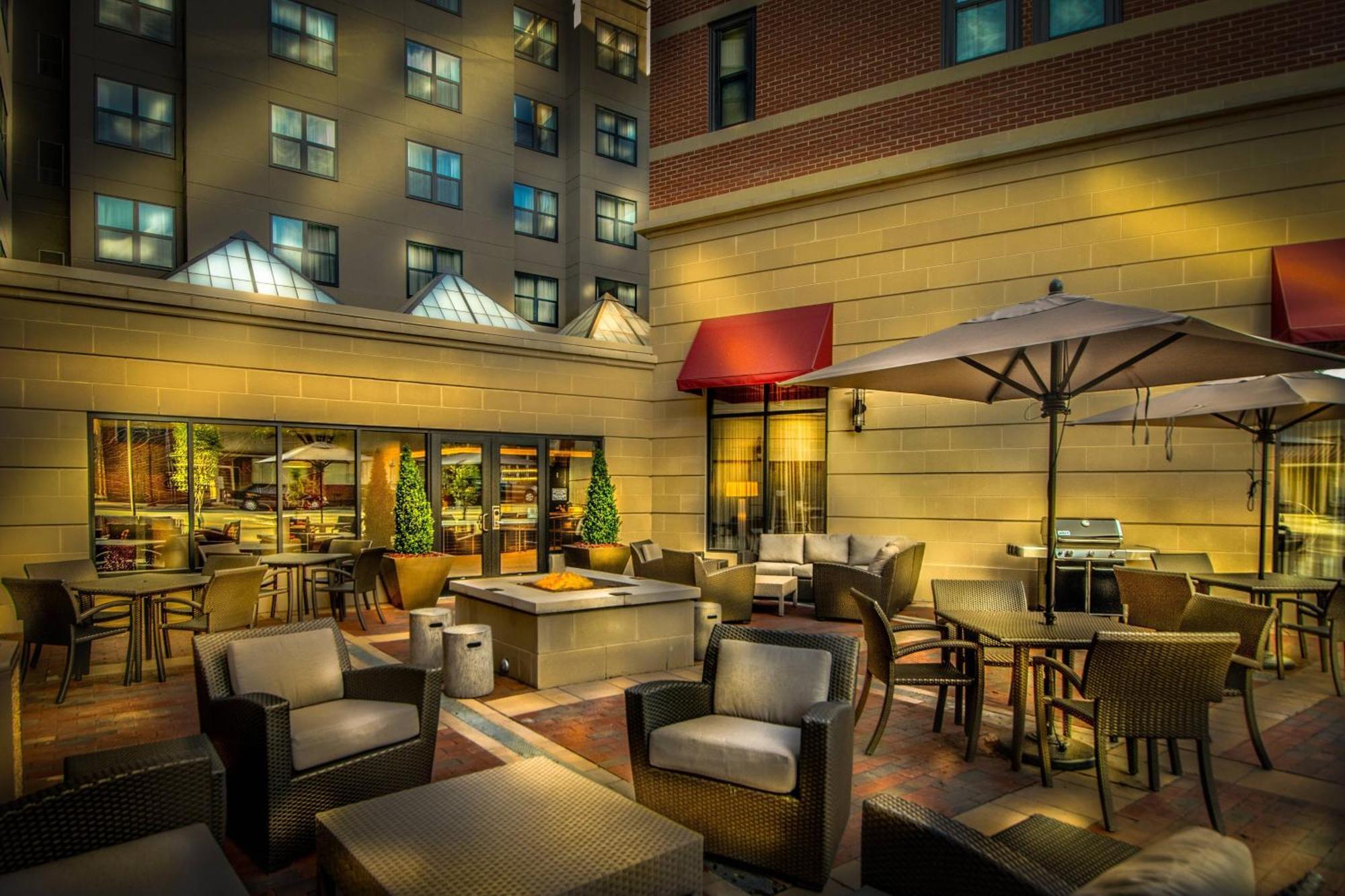 Residence Inn By Marriott Charlottesville Downtown Zewnętrze zdjęcie