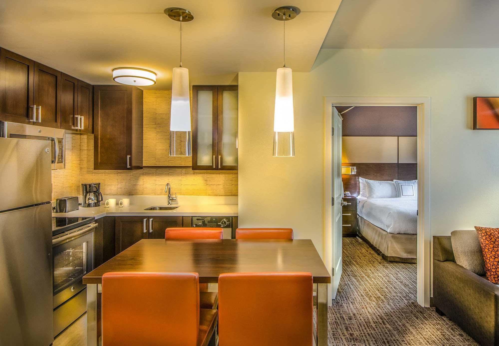 Residence Inn By Marriott Charlottesville Downtown Zewnętrze zdjęcie